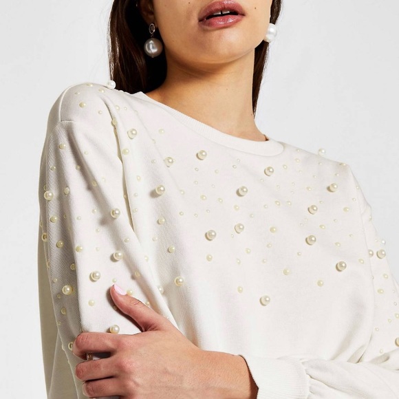 River Island pearl coordinating sweatsuit in white - Picture 1 of 4